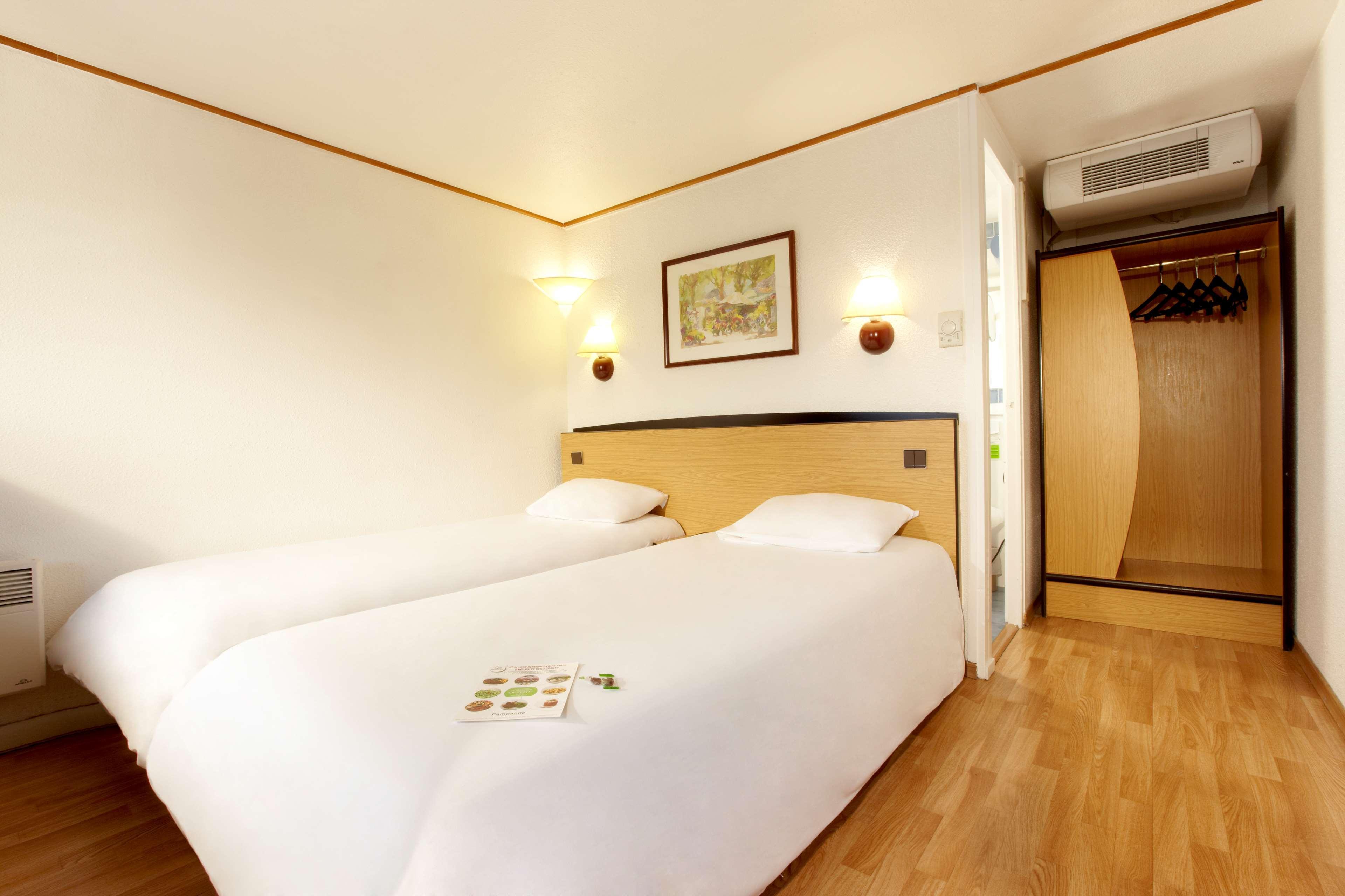 Campanile Rouen Nord - Mont-Saint-Aignan Hotell Exteriör bild