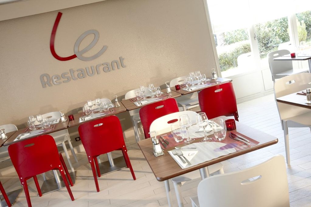 Campanile Rouen Nord - Mont-Saint-Aignan Hotell Restaurang bild
